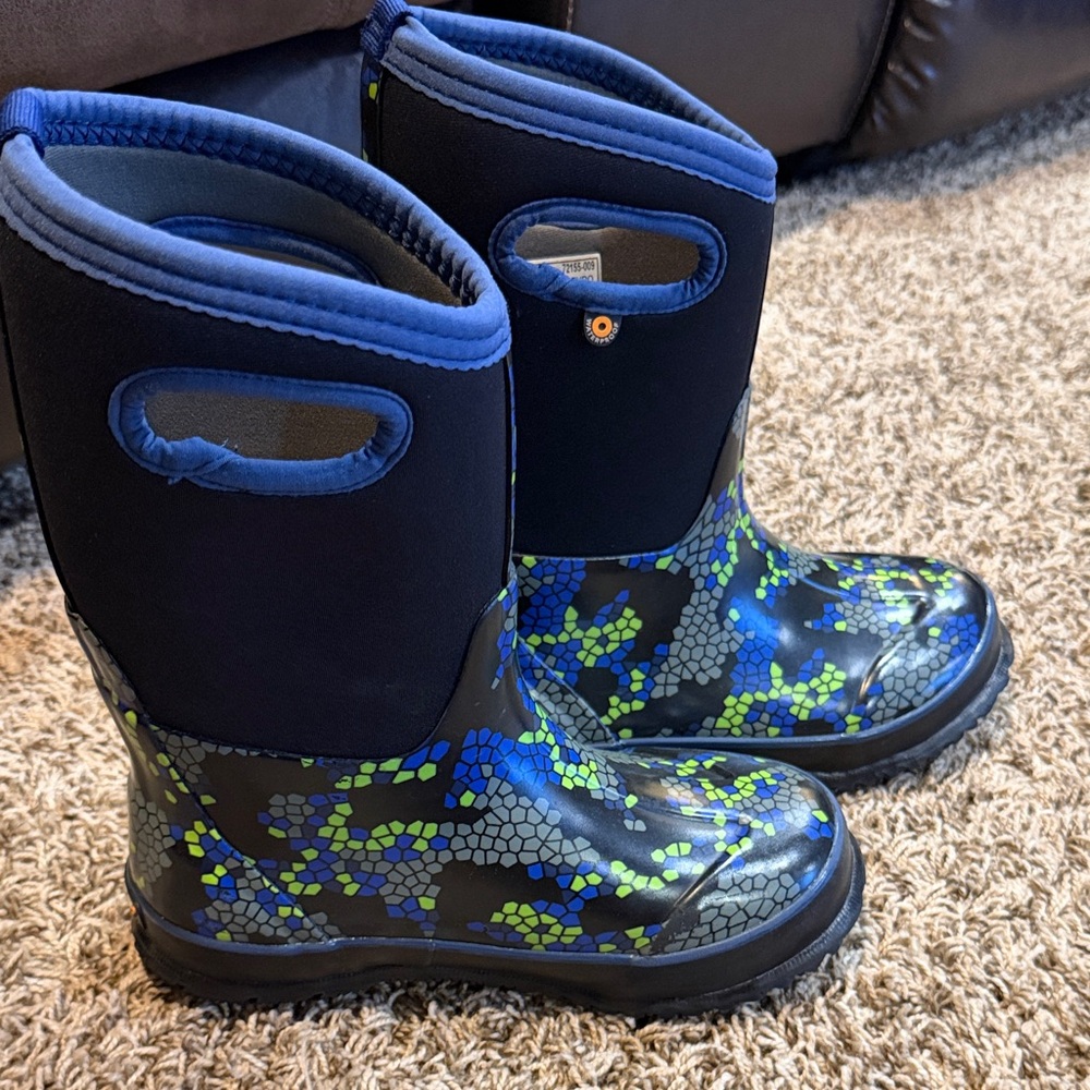 Bogs Kids Rain Boots - Black and Blue with Green Accents